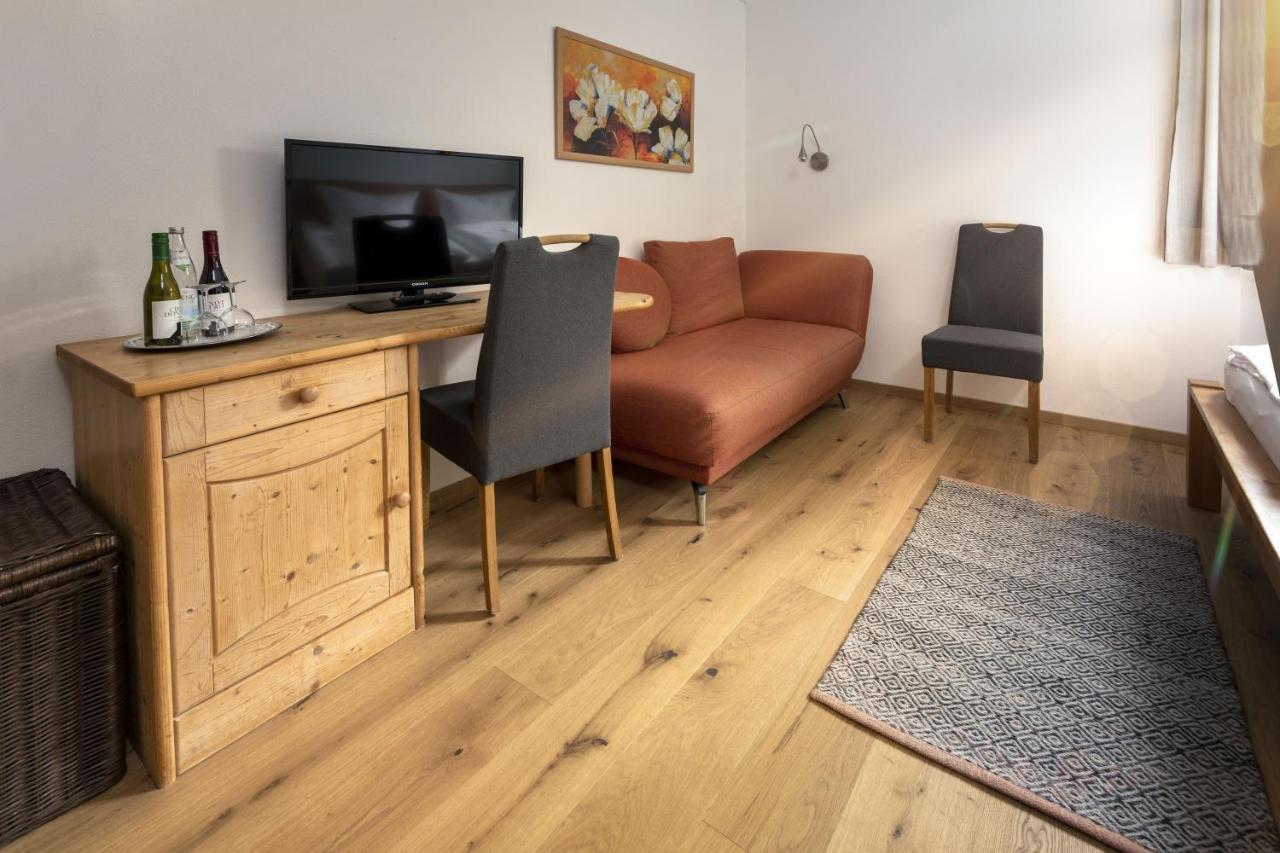 Pension Bernhardhof Otterfing Экстерьер фото
