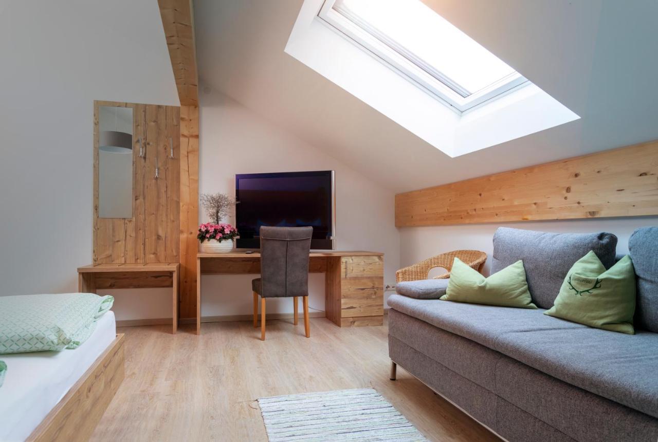 Pension Bernhardhof Otterfing Экстерьер фото
