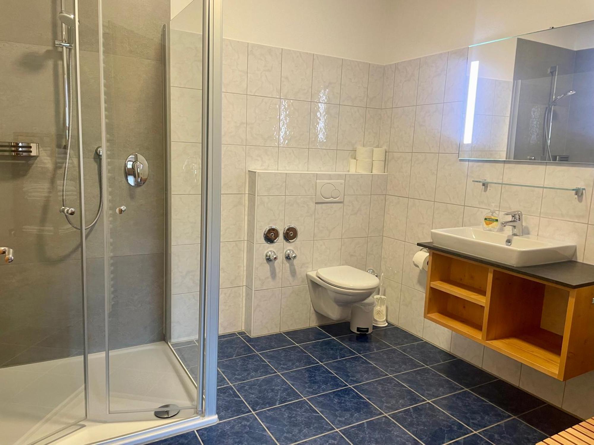 Pension Bernhardhof Otterfing Экстерьер фото